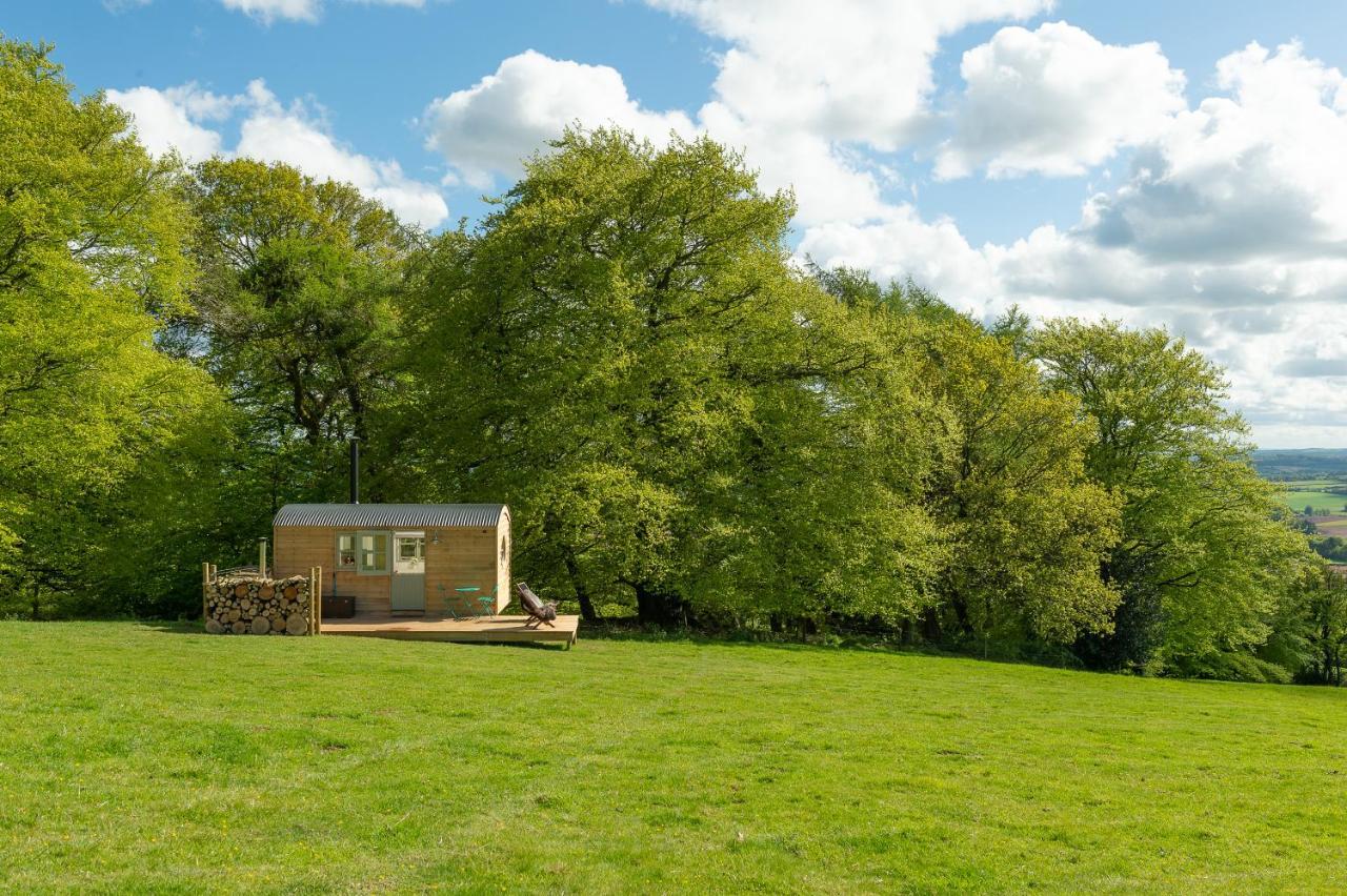 Tilbury Shepherd Huts With Hot Tubs Plus Holiday Cottages West Bagborough Экстерьер фото